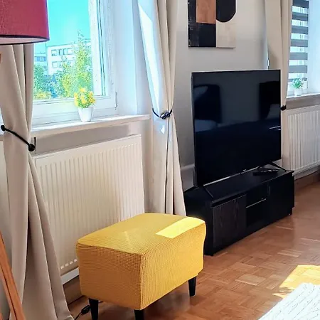 Gadd # 003 Glück An Der Donau # Premium Living 24#7 Check In Straubing