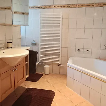Gadd # 003 Glück An Der Donau # Premium Living 24#7 Check In *