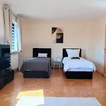 Gadd 003 Glueck An Der Donau I Premium Living I 24 H Check-in Lägenhet