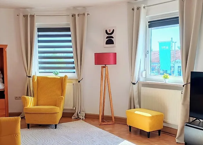 Gadd # 003 Glueck An Der Donau # Premium Living 24#7 Check In * Straubing